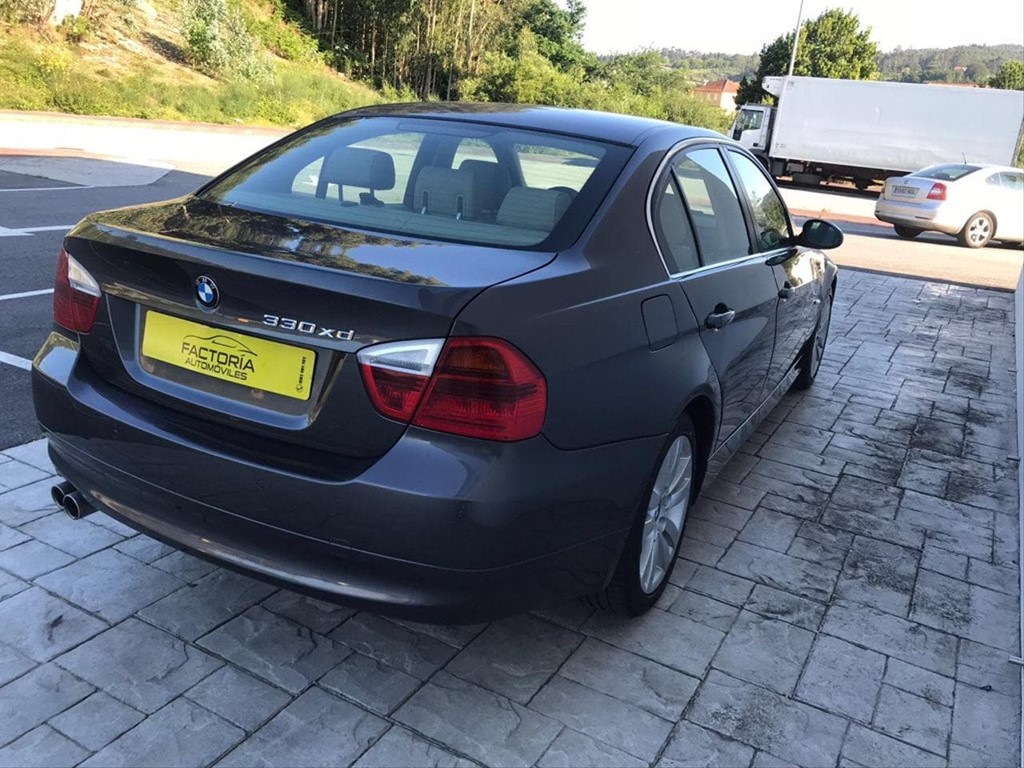 Foto 5 BMW 330 XDRIVE BERLINA 