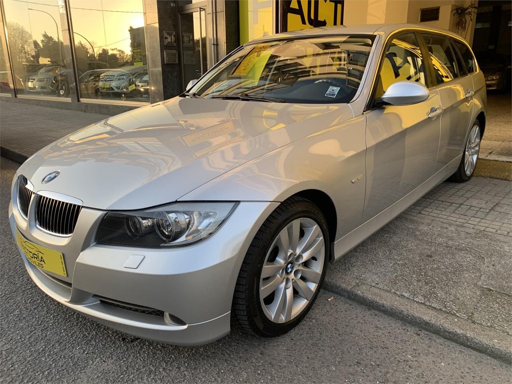 Foto 10 BMW 330 XDRIVE