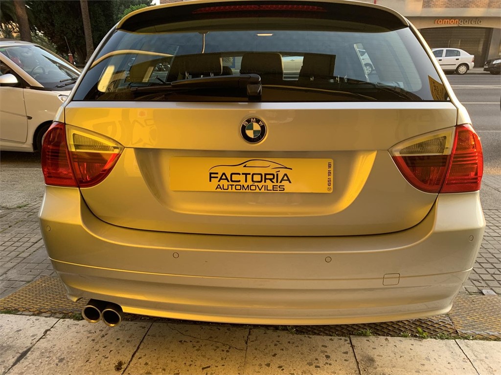 Foto 21 BMW 330 XDRIVE