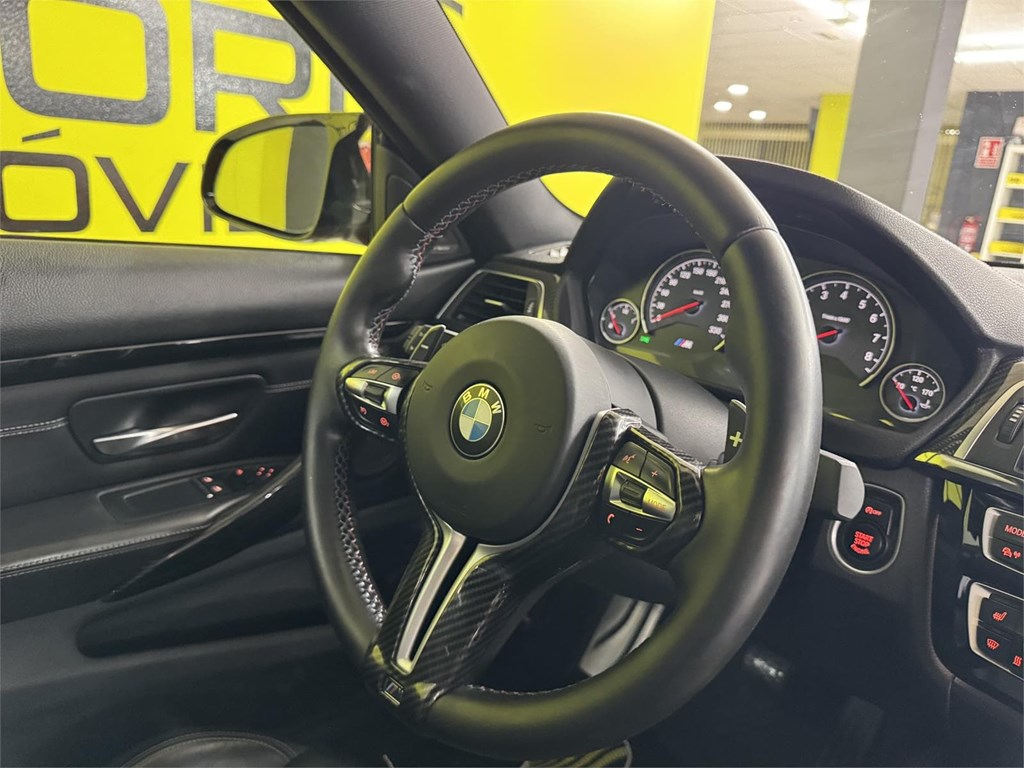Foto 20 BMW M4 COMPETITION