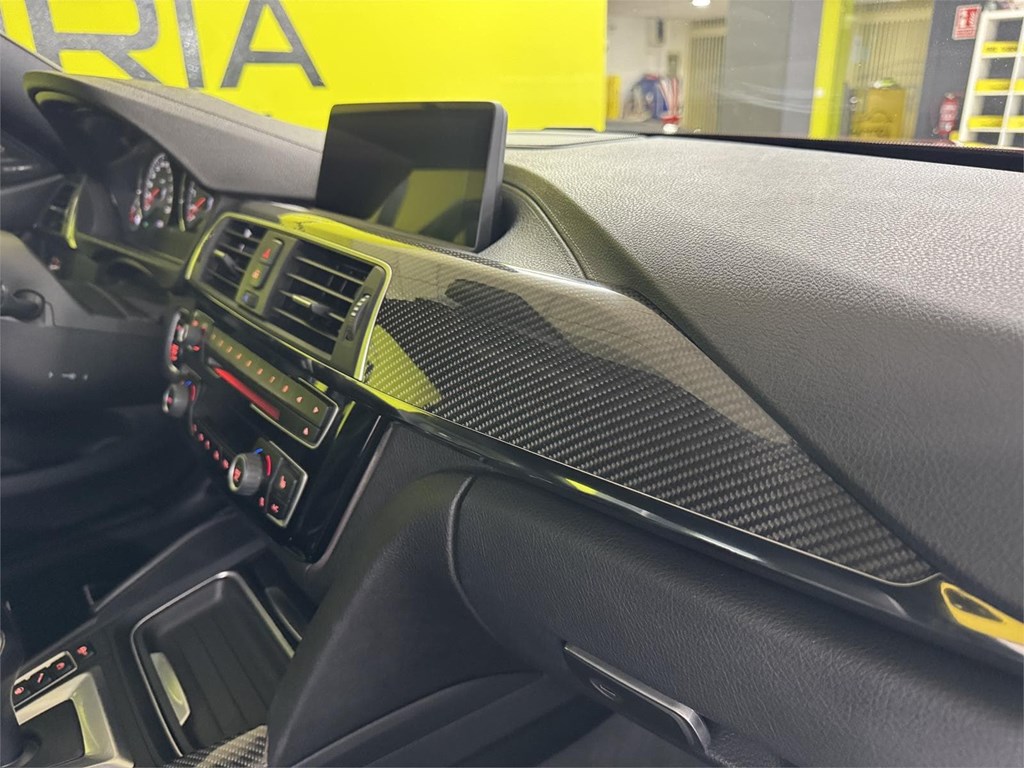 Foto 21 BMW M4 COMPETITION
