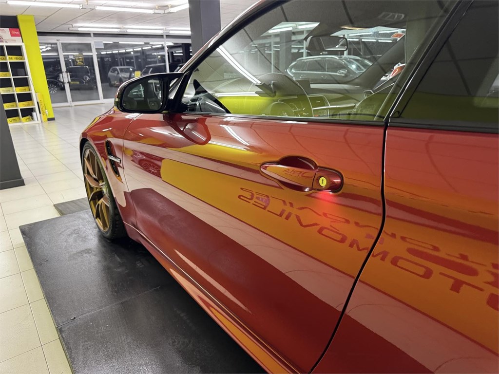 Foto 38 BMW M4 COMPETITION