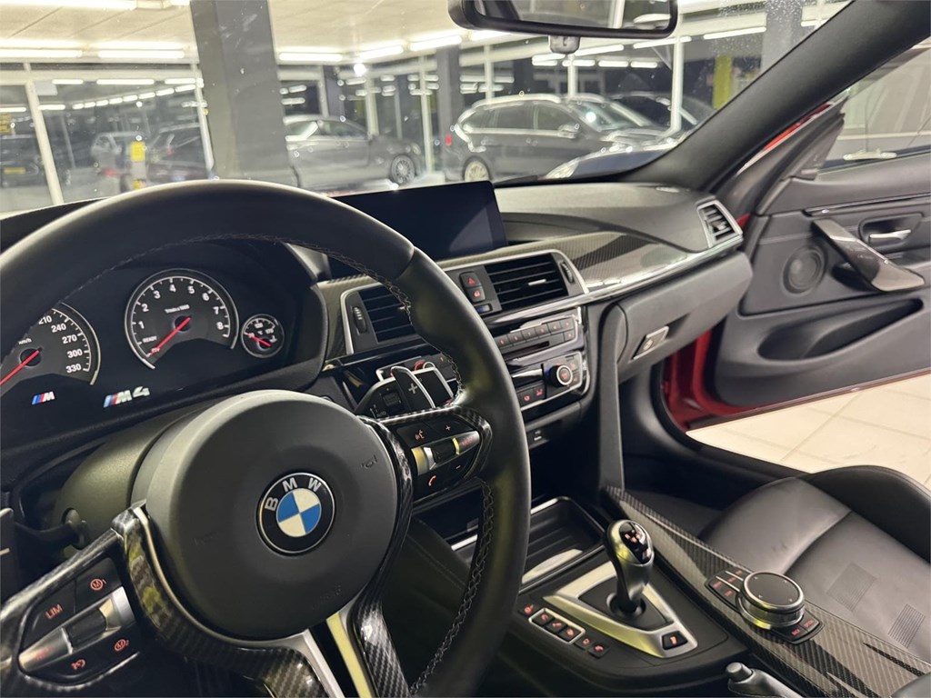 Foto 47 BMW M4 COMPETITION