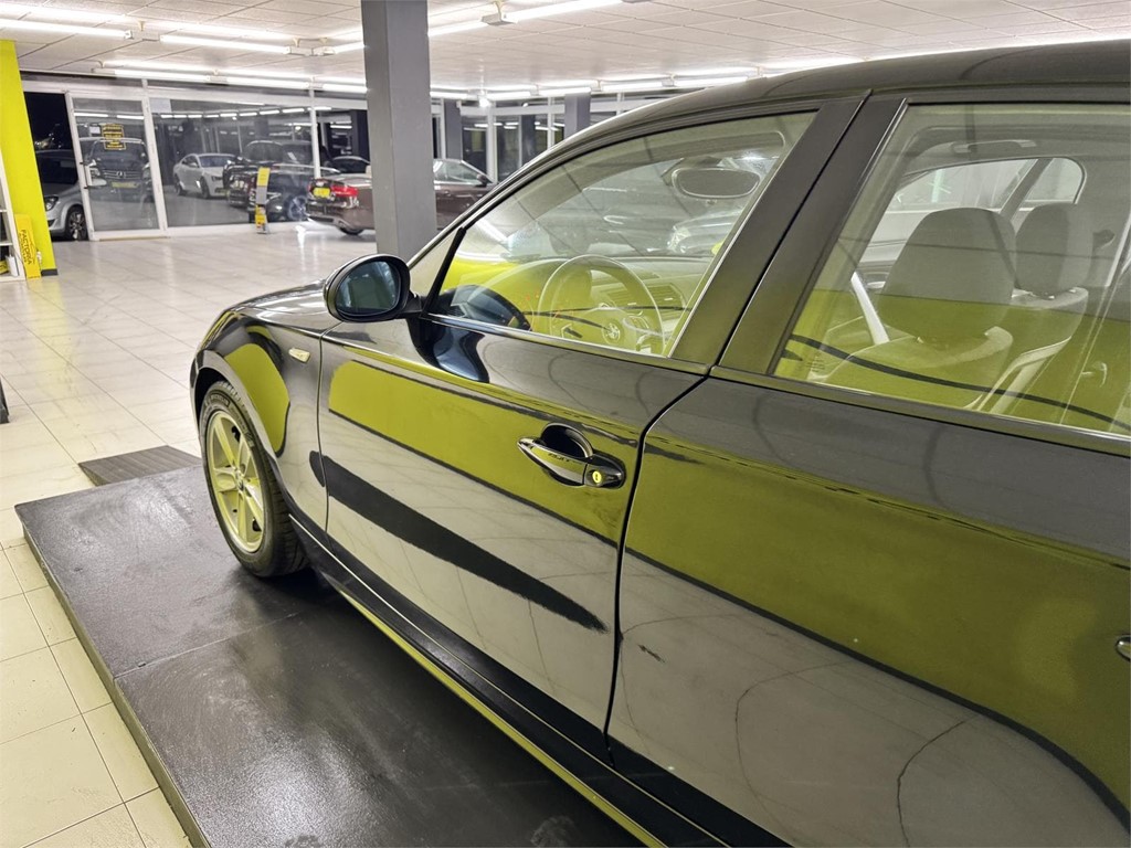 Foto 44 BMW SERIE 1