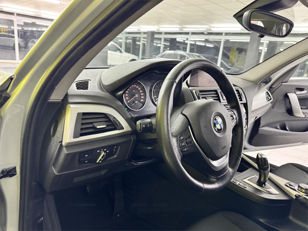 Foto 56 BMW SERIE 1