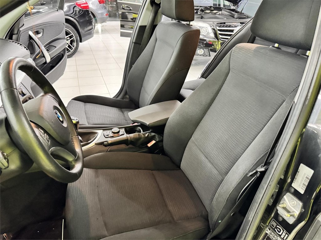 Foto 48 BMW SERIE 1