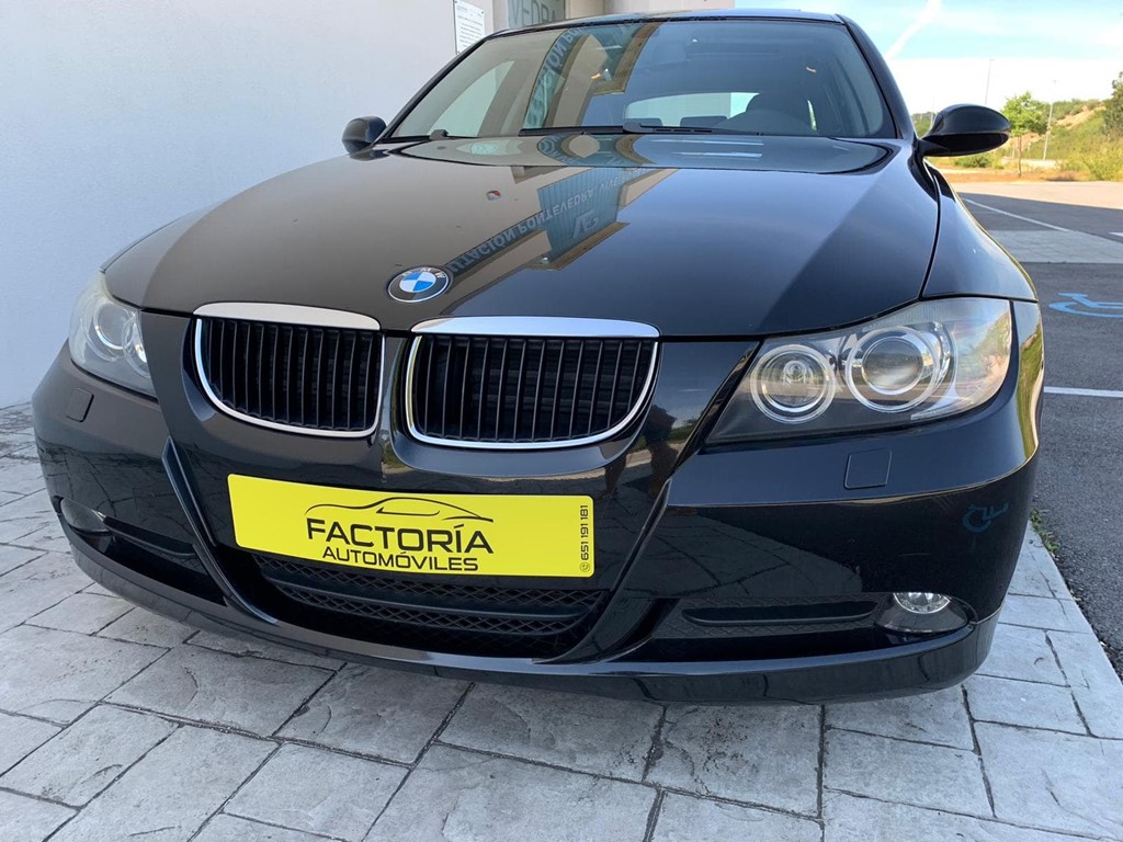 Foto 18 BMW Serie 3 320D Touring