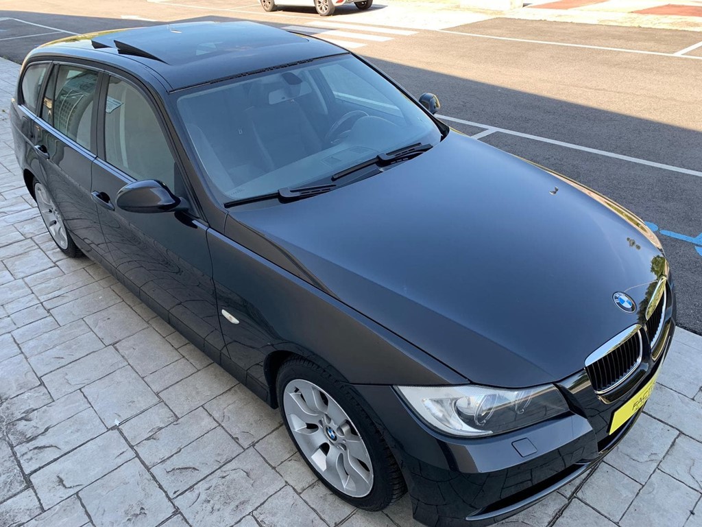 Foto 22 BMW Serie 3 320D Touring