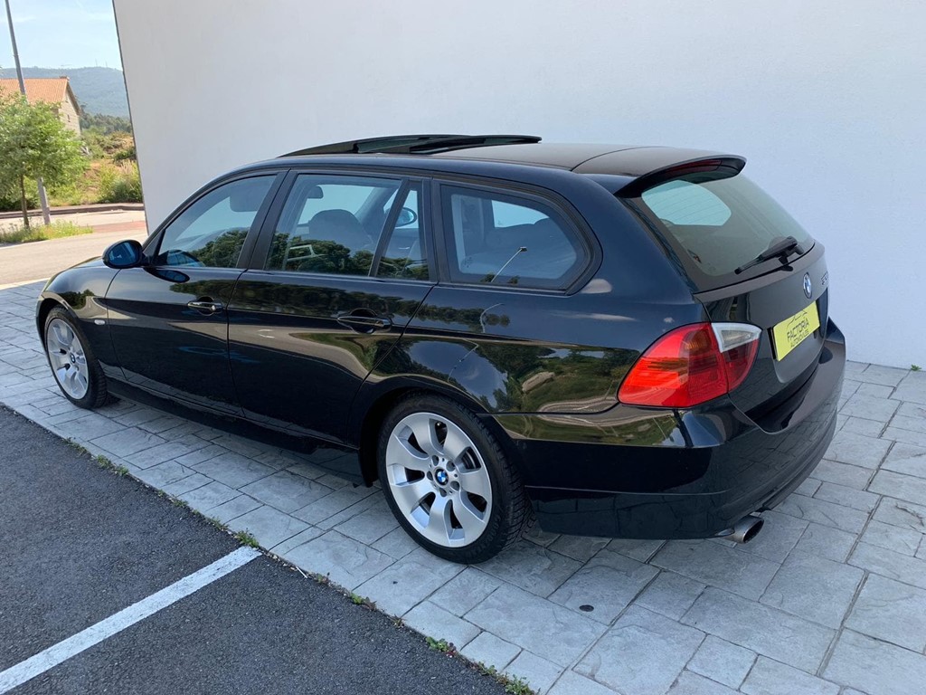 Foto 2 BMW Serie 3 320D Touring