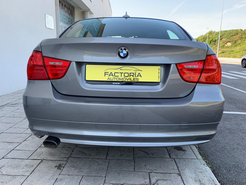 Foto 19 BMW serie 3 320D