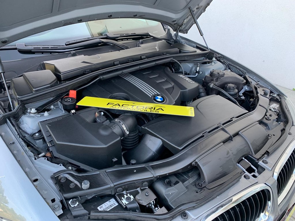 Foto 25 BMW serie 3 320D