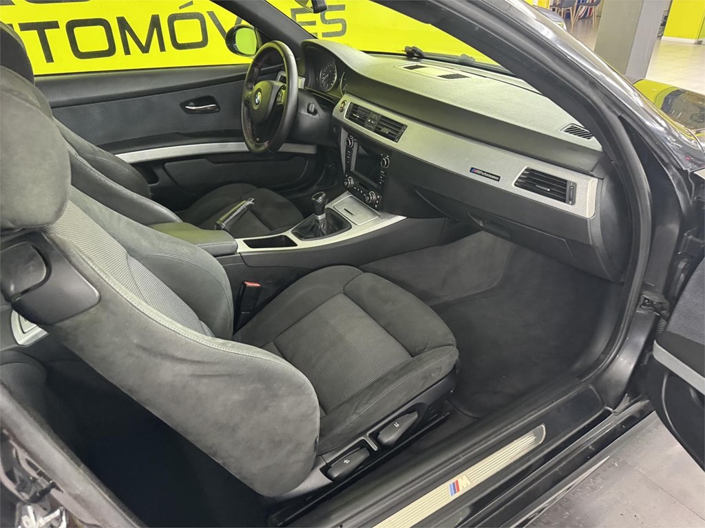 Foto 51 BMW SERIE 3 COUPE