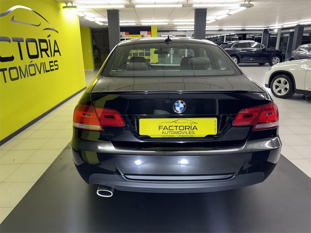 Foto 52 BMW SERIE 3 COUPE
