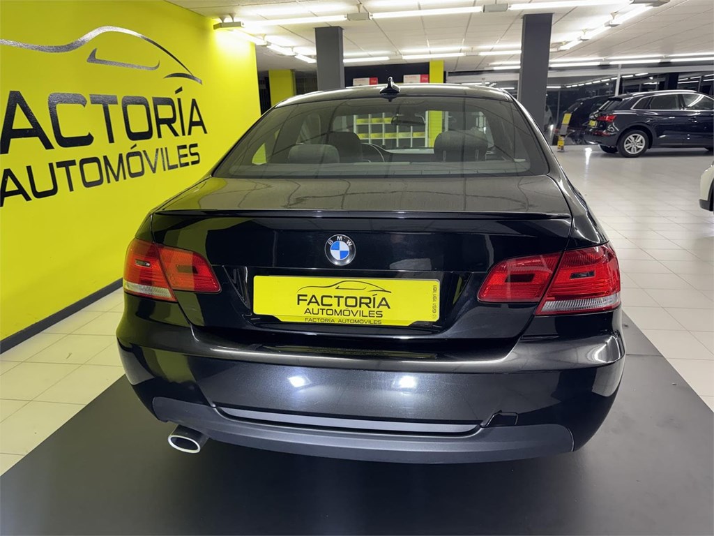 Foto 53 BMW SERIE 3 COUPE
