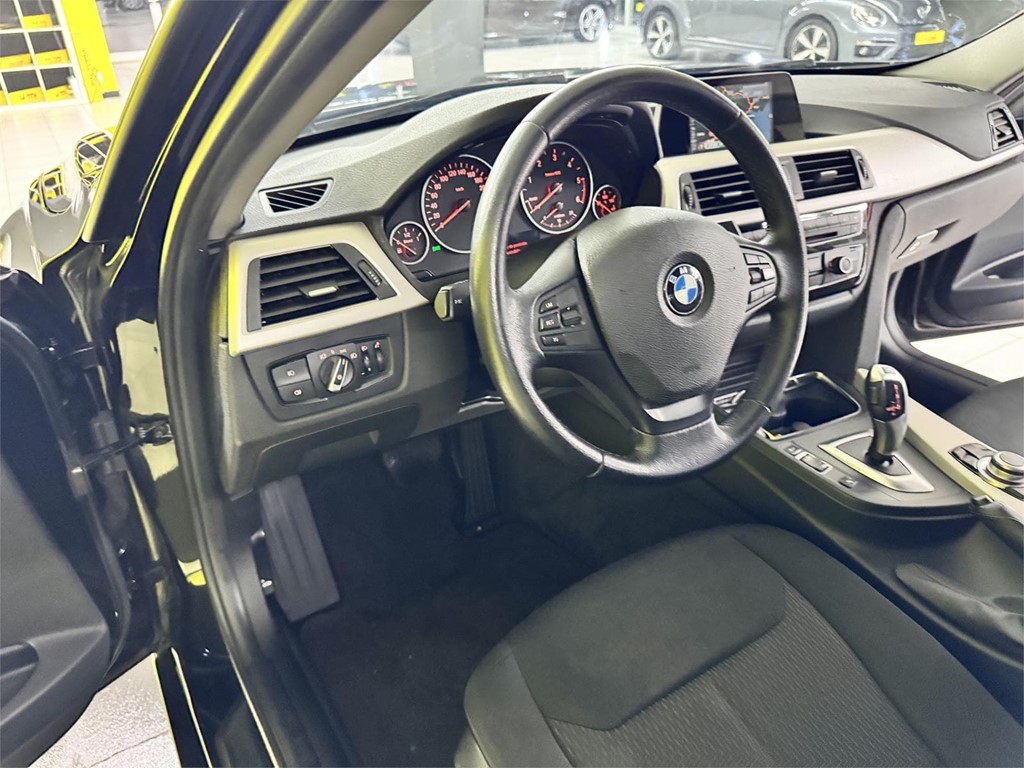 Foto 30 BMW SERIE 3