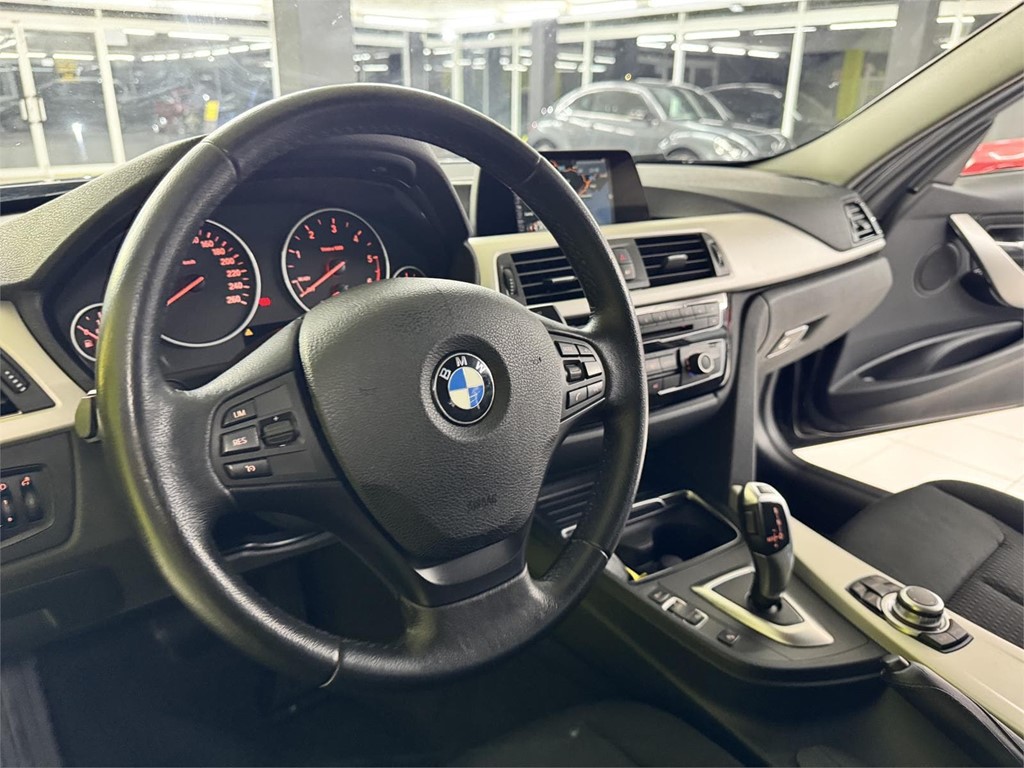 Foto 35 BMW SERIE 3