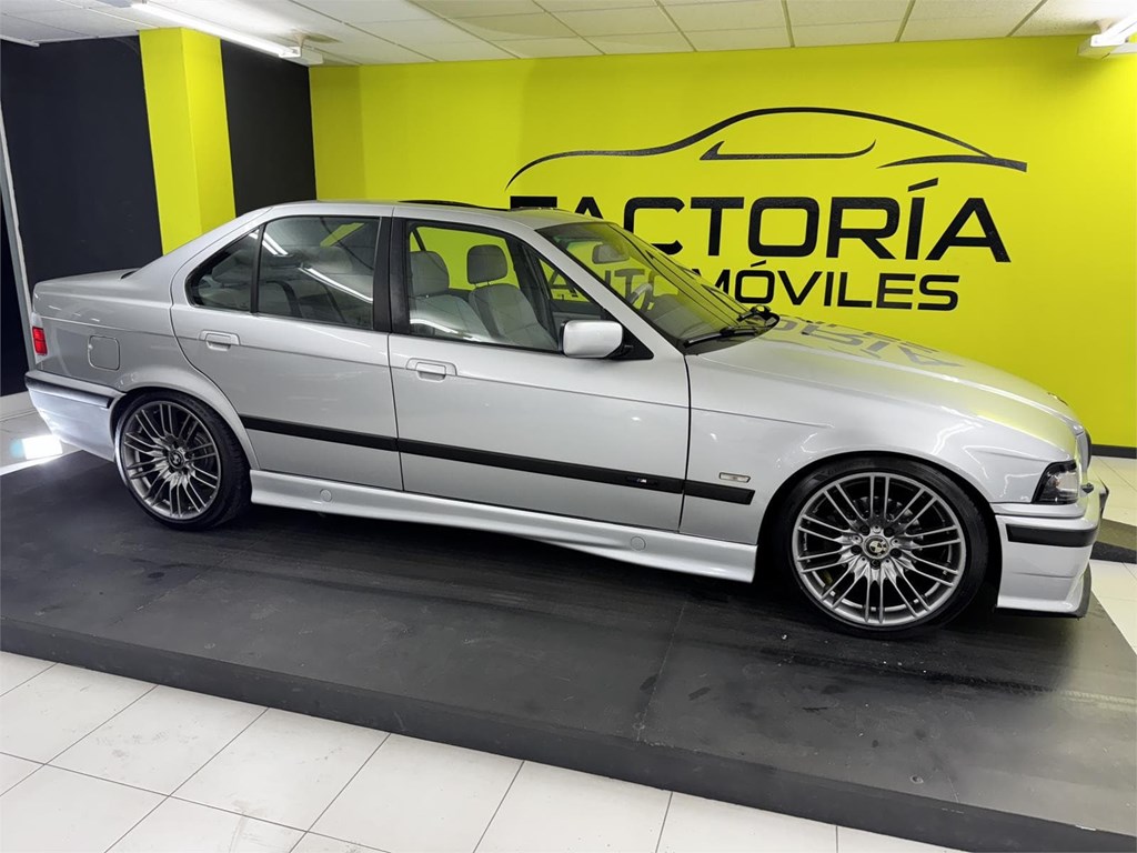 Foto 10 BMW SERIE 3