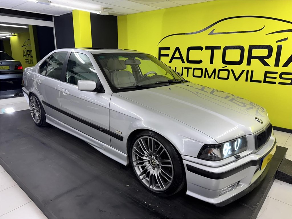 Foto 4 BMW SERIE 3