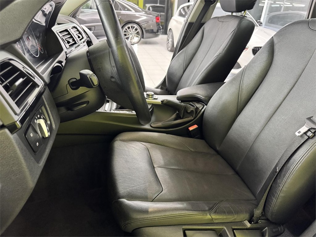 Foto 30 BMW SERIE 3