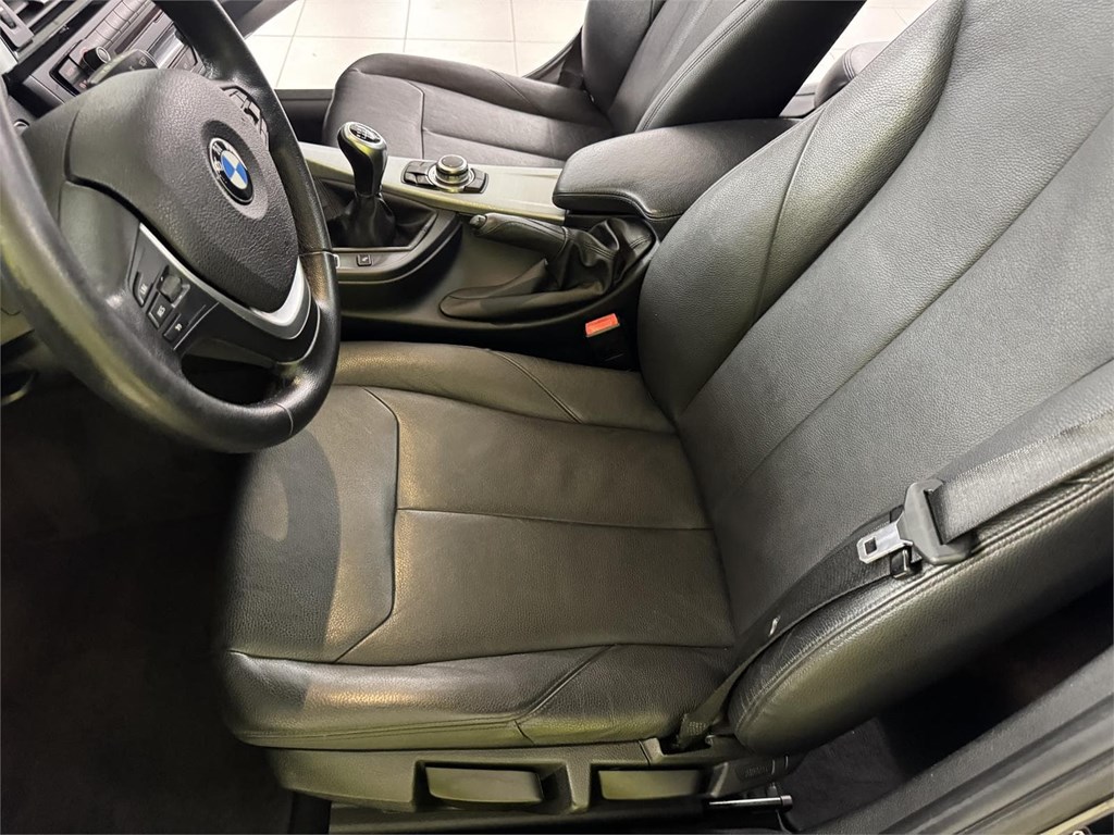 Foto 41 BMW SERIE 3