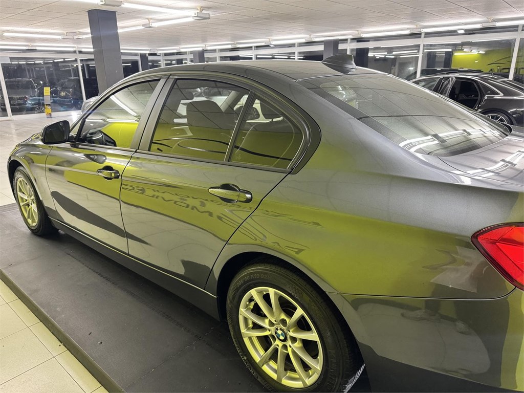 Foto 19 BMW SERIE 3