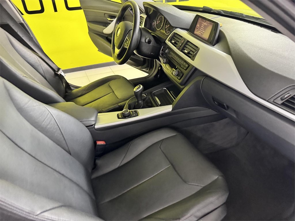Foto 48 BMW SERIE 3