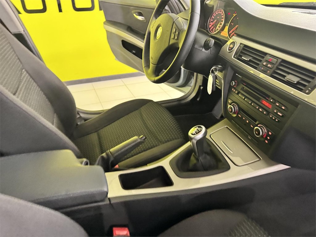 Foto 42 BMW SERIE 3