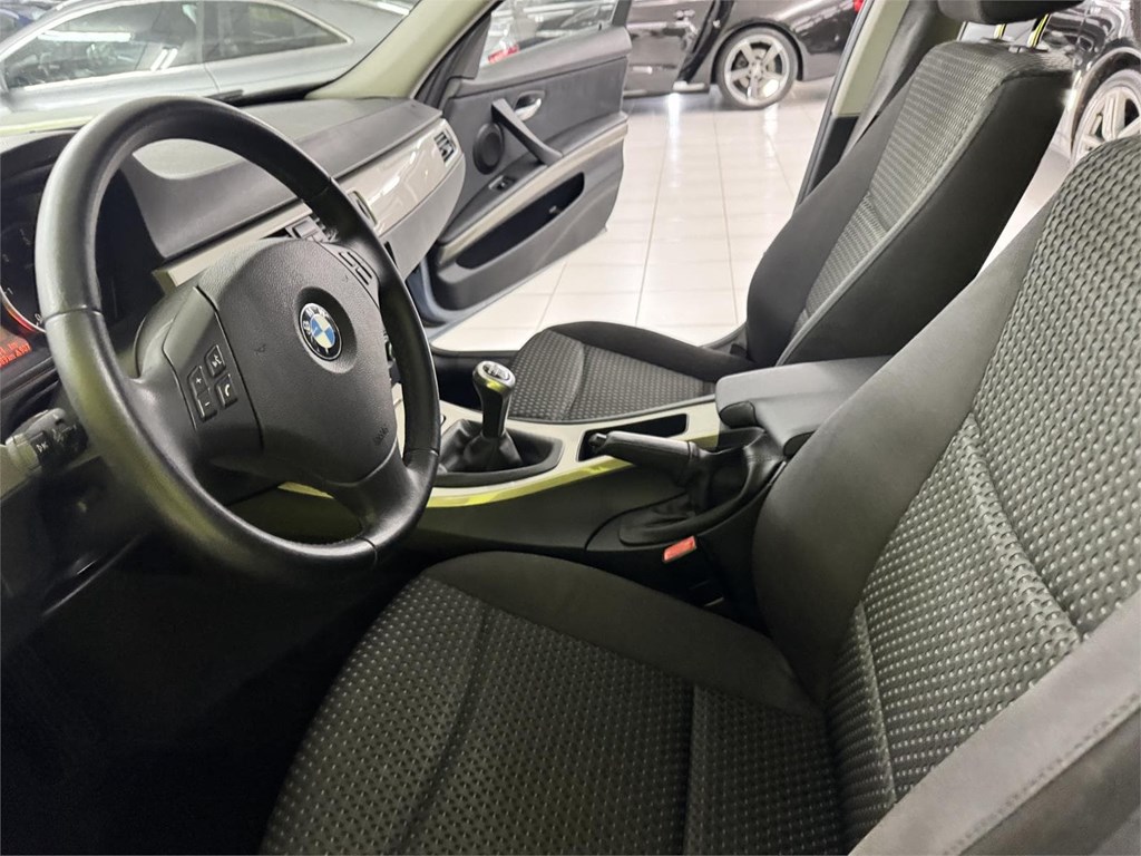 Foto 60 BMW SERIE 3