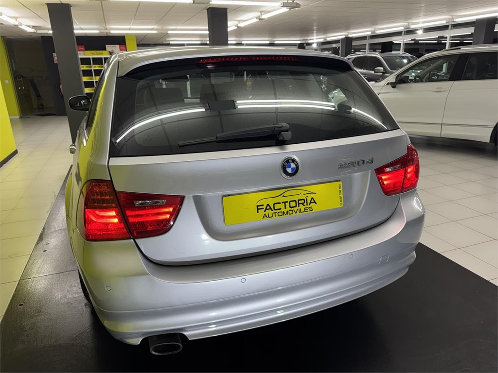 Foto 24 BMW SERIE 3 