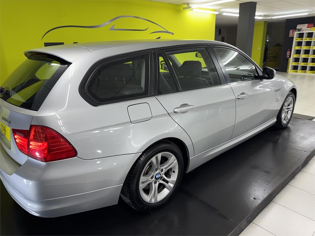 Foto 27 BMW SERIE 3 