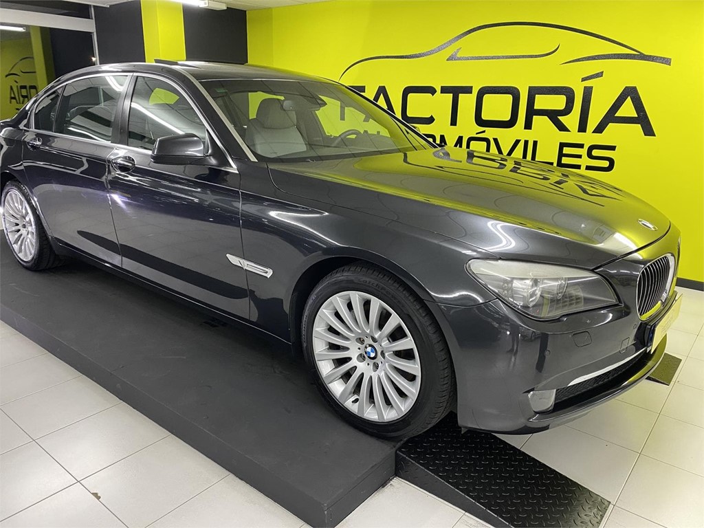 Foto 1 BMW SERIE 7
