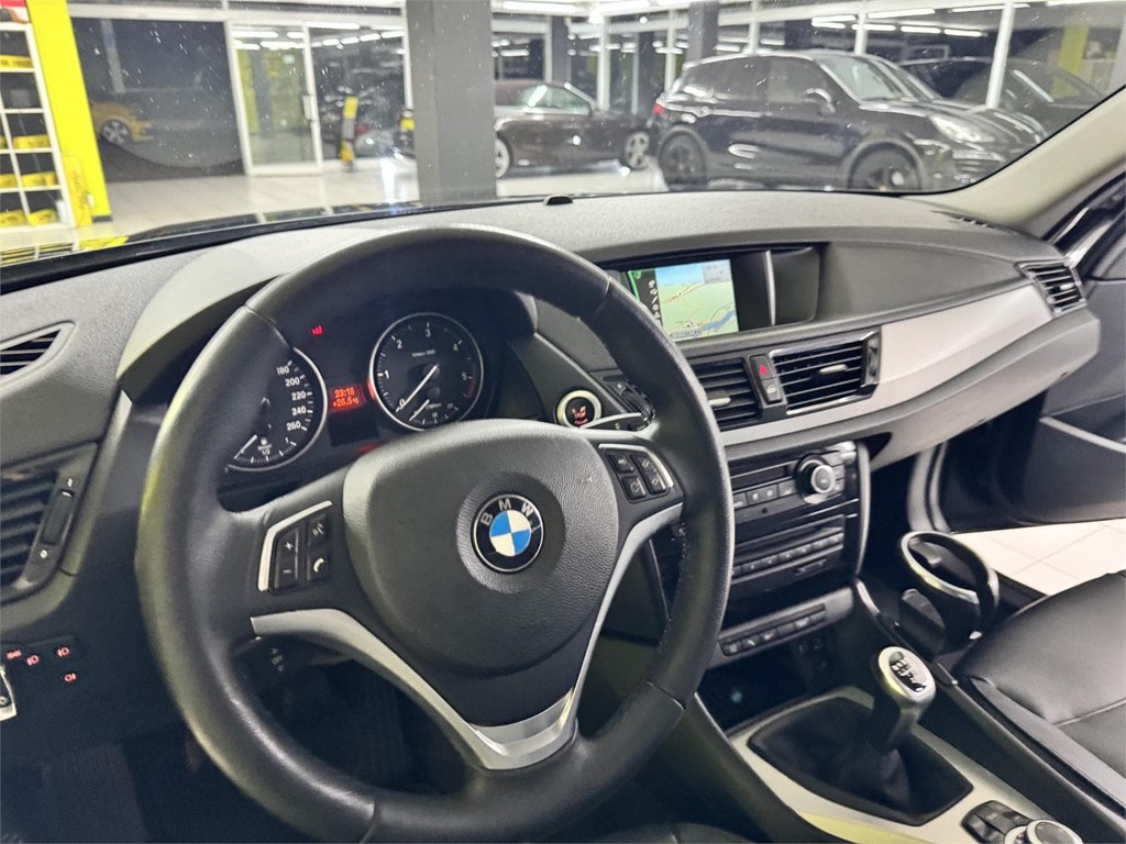 Foto 31 BMW X1