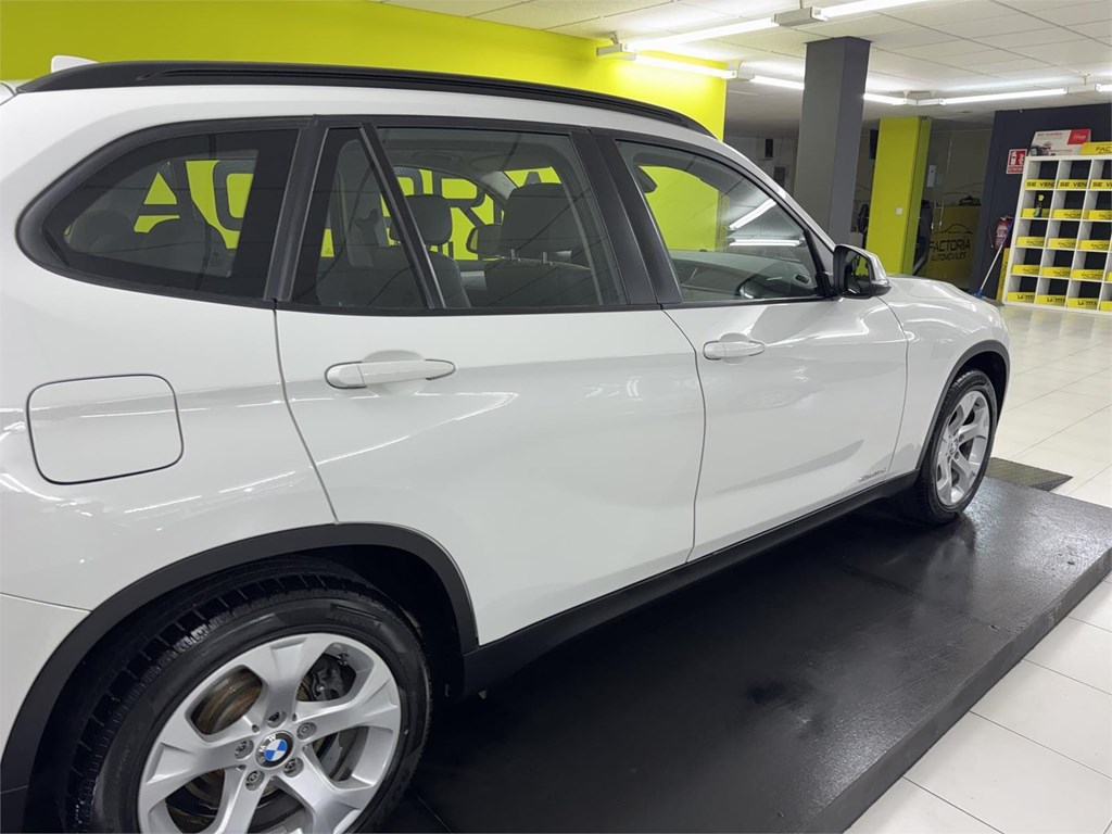 Foto 13 BMW X1