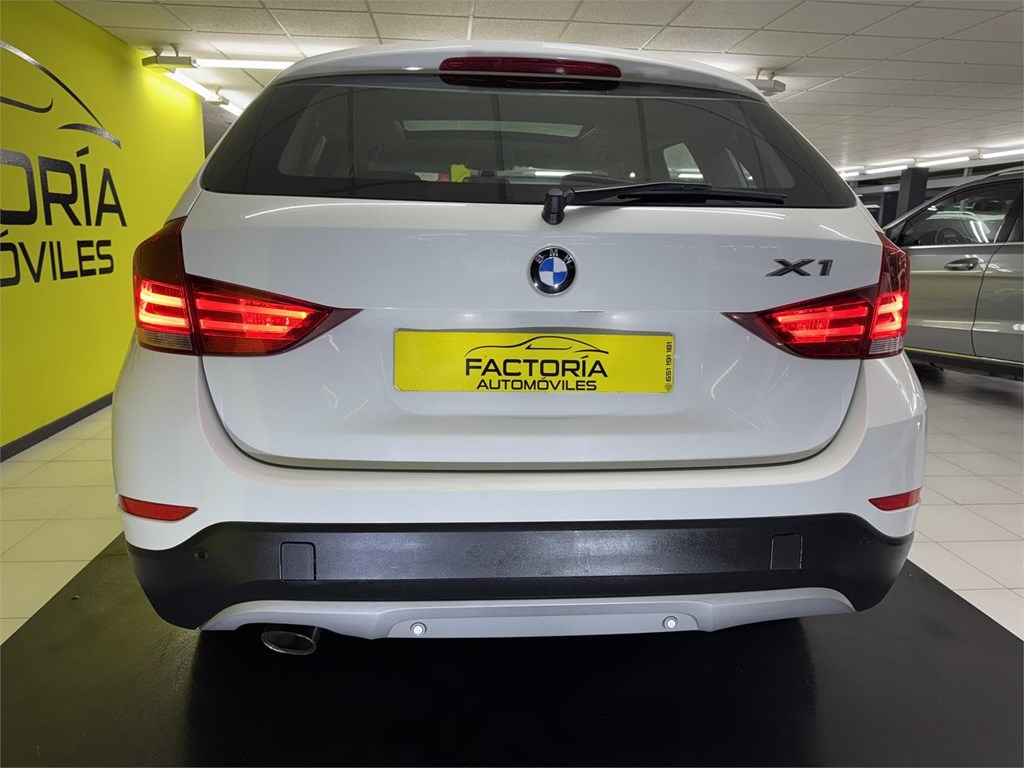 Foto 16 BMW X1