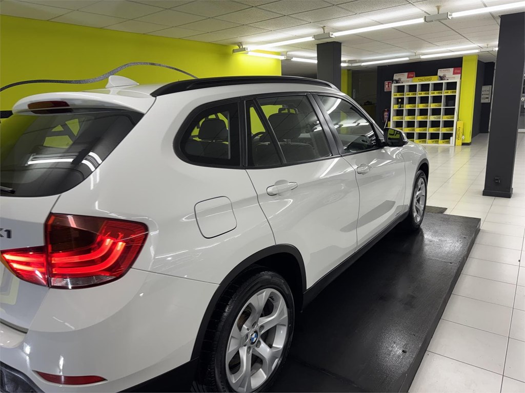 Foto 18 BMW X1