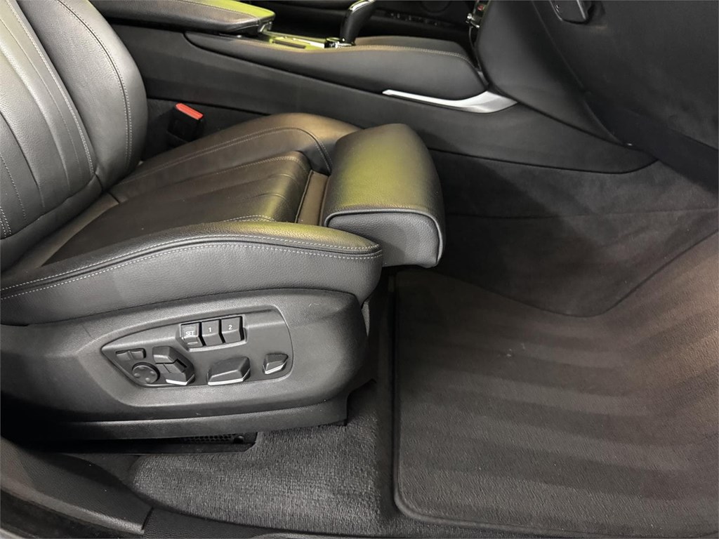 Foto 18 BMW X6 M50D