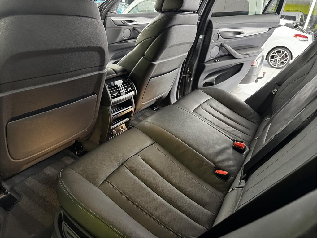 Foto 25 BMW X6 M50D