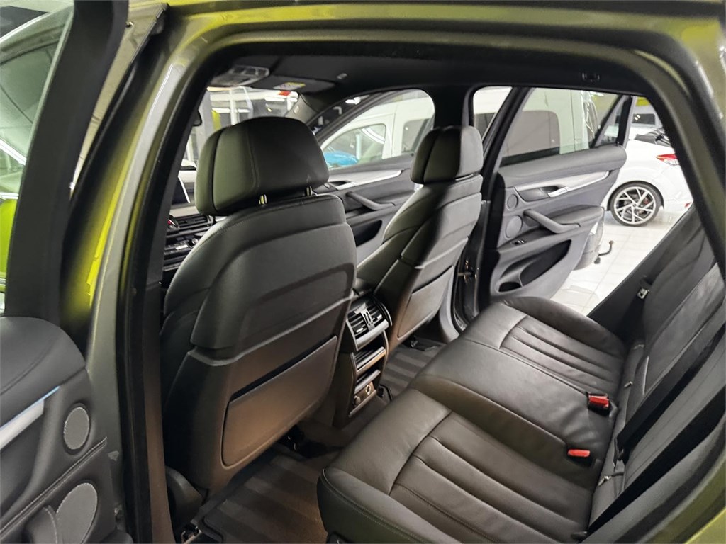 Foto 39 BMW X6 M50D