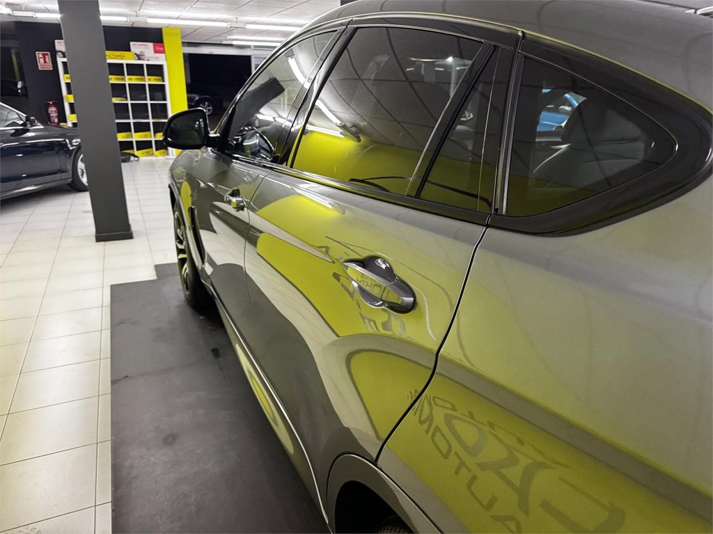 Foto 44 BMW X6 M50D
