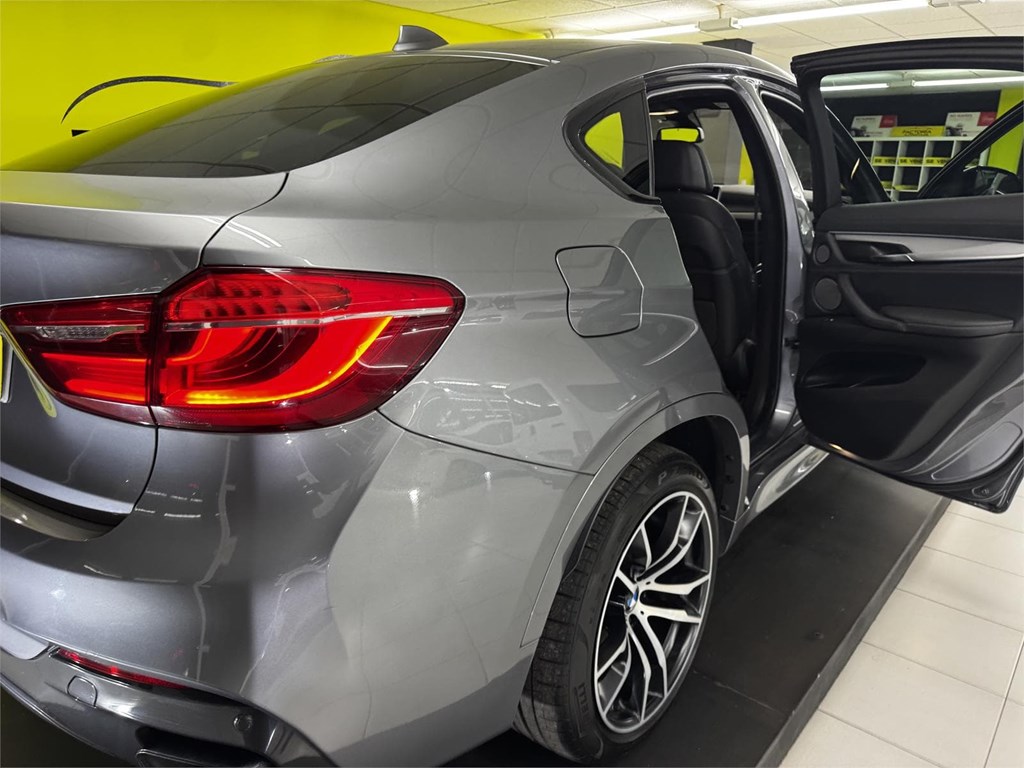 Foto 46 BMW X6 M50D