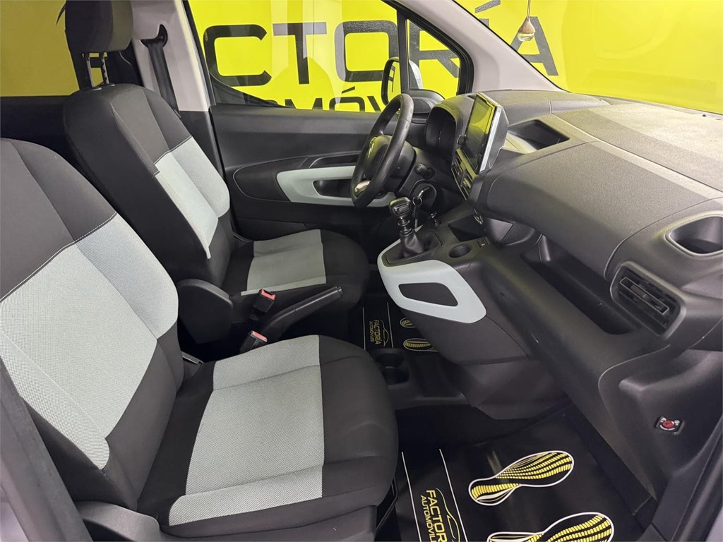 Foto 23 CITROEN BERLINGO XL 
