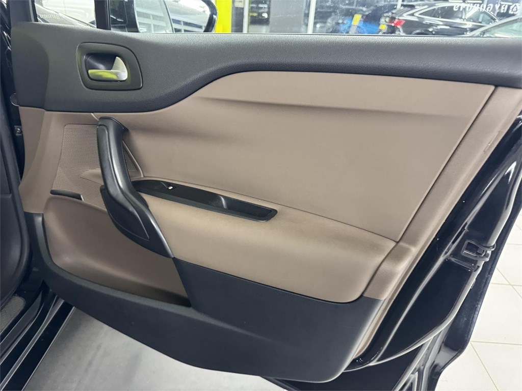 Foto 23 CITROEN DS4 2.0HDI 160c