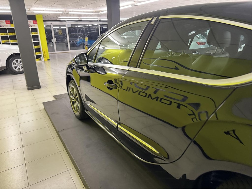 Foto 50 CITROEN DS4 2.0HDI 160c