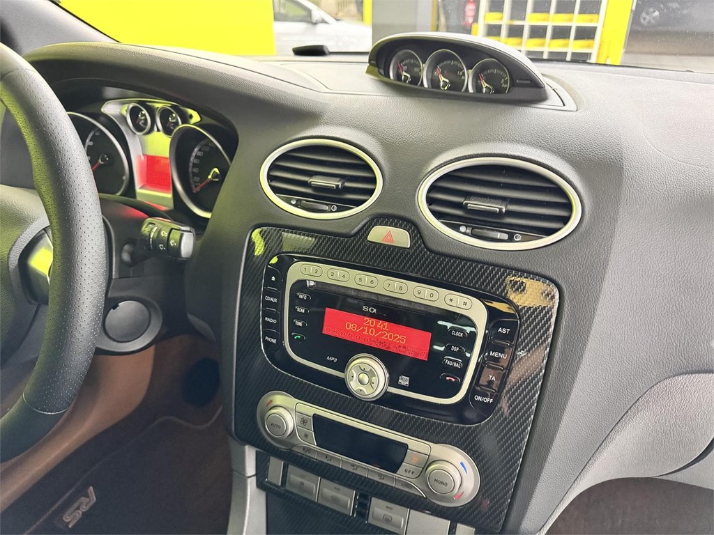 Foto 41 FORD FOCUS RS