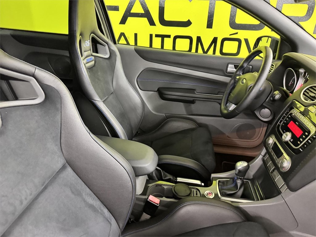 Foto 44 FORD FOCUS RS