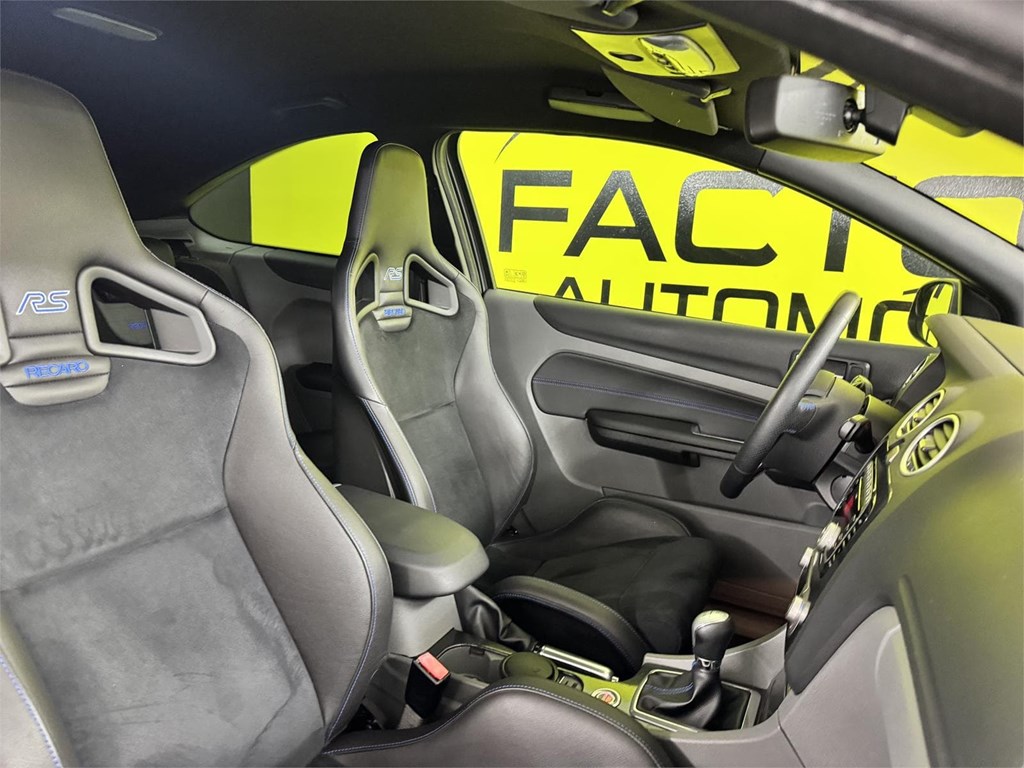 Foto 47 FORD FOCUS RS