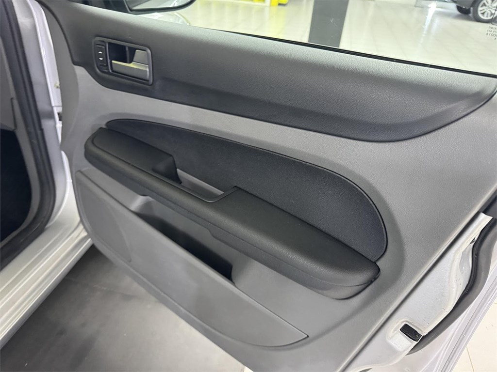 Foto 15 FORD FOCUS 