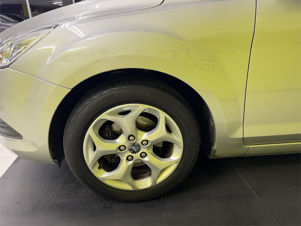 Foto 7 FORD FOCUS 