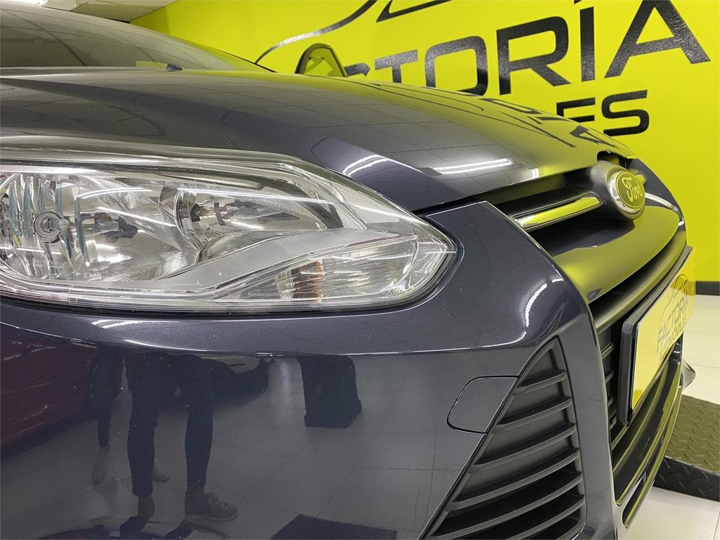 Foto 21 FORD FOCUS 
