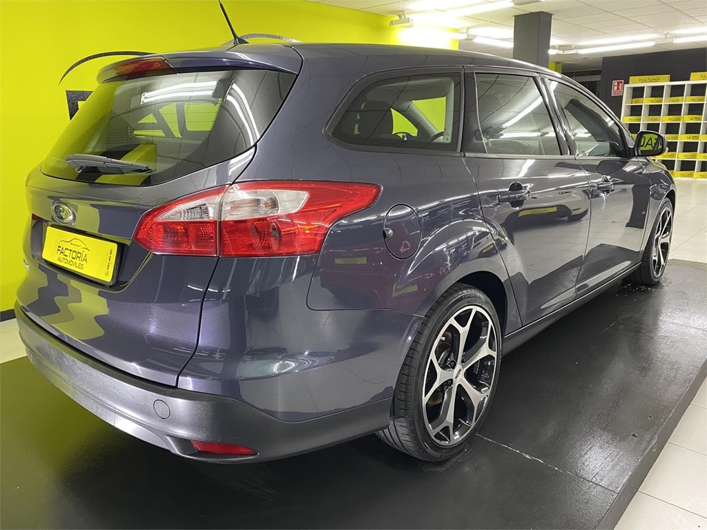 Foto 4 FORD FOCUS 